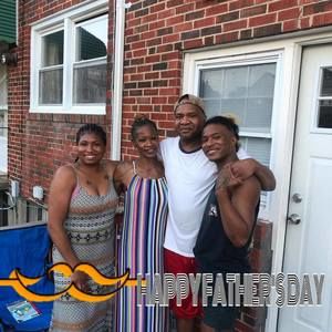 Meet your Posher, Vanessa